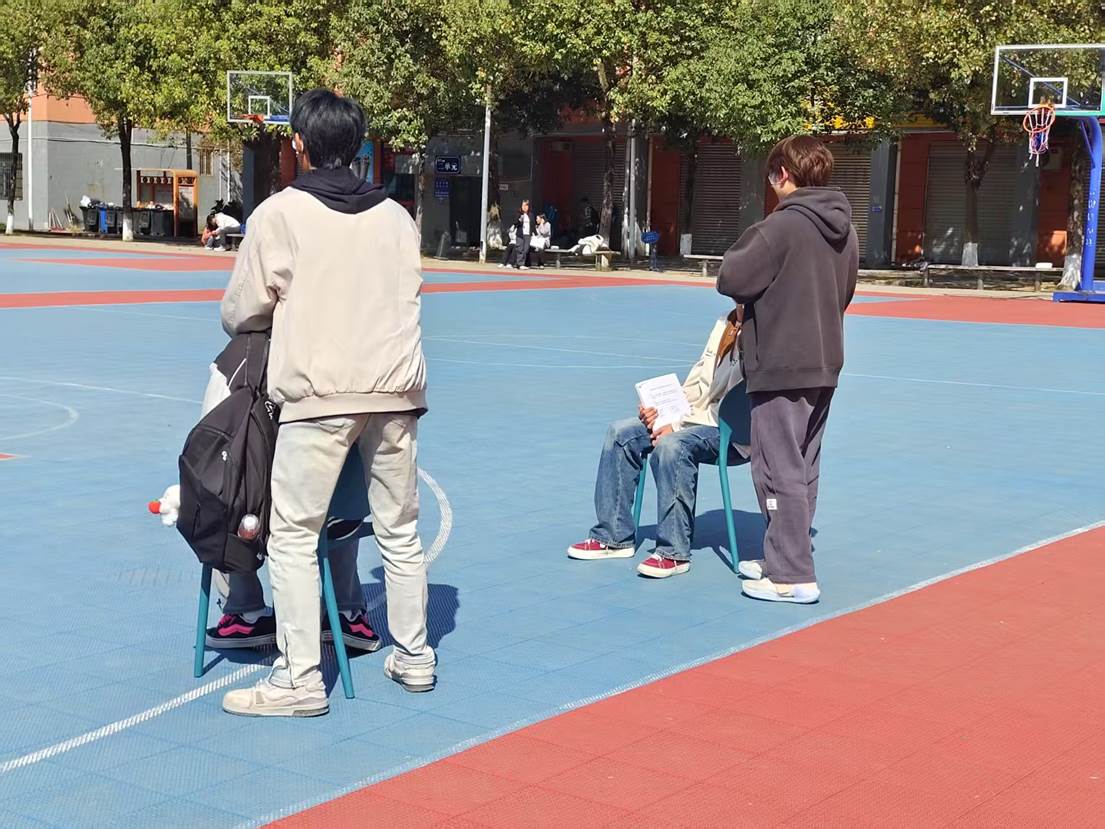 de06df871f3a2965535d89eb753eddc